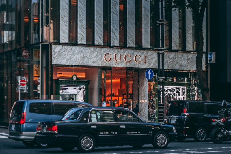 Gucci cheaper in Italy or not