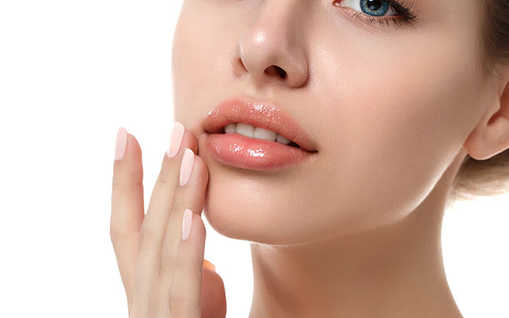 How To Lighten Dark Lips