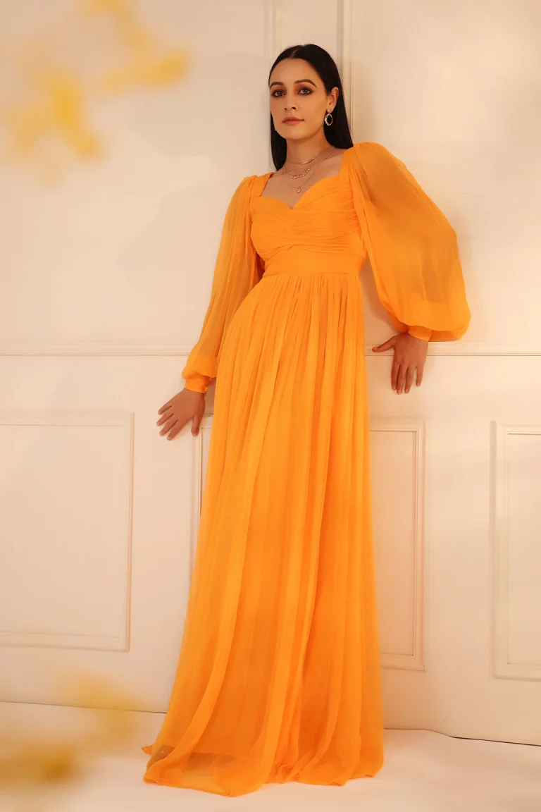 Makeup Tips and Ideas for Orange Dresses