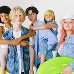 Can albino people dye their hair?