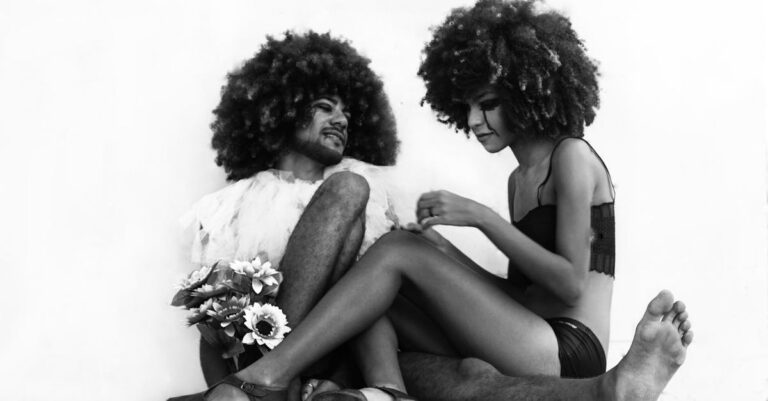 medium hairstyles for round faces